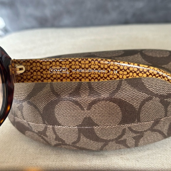 Designer Brown Sunglasses - Picture 4 of 6